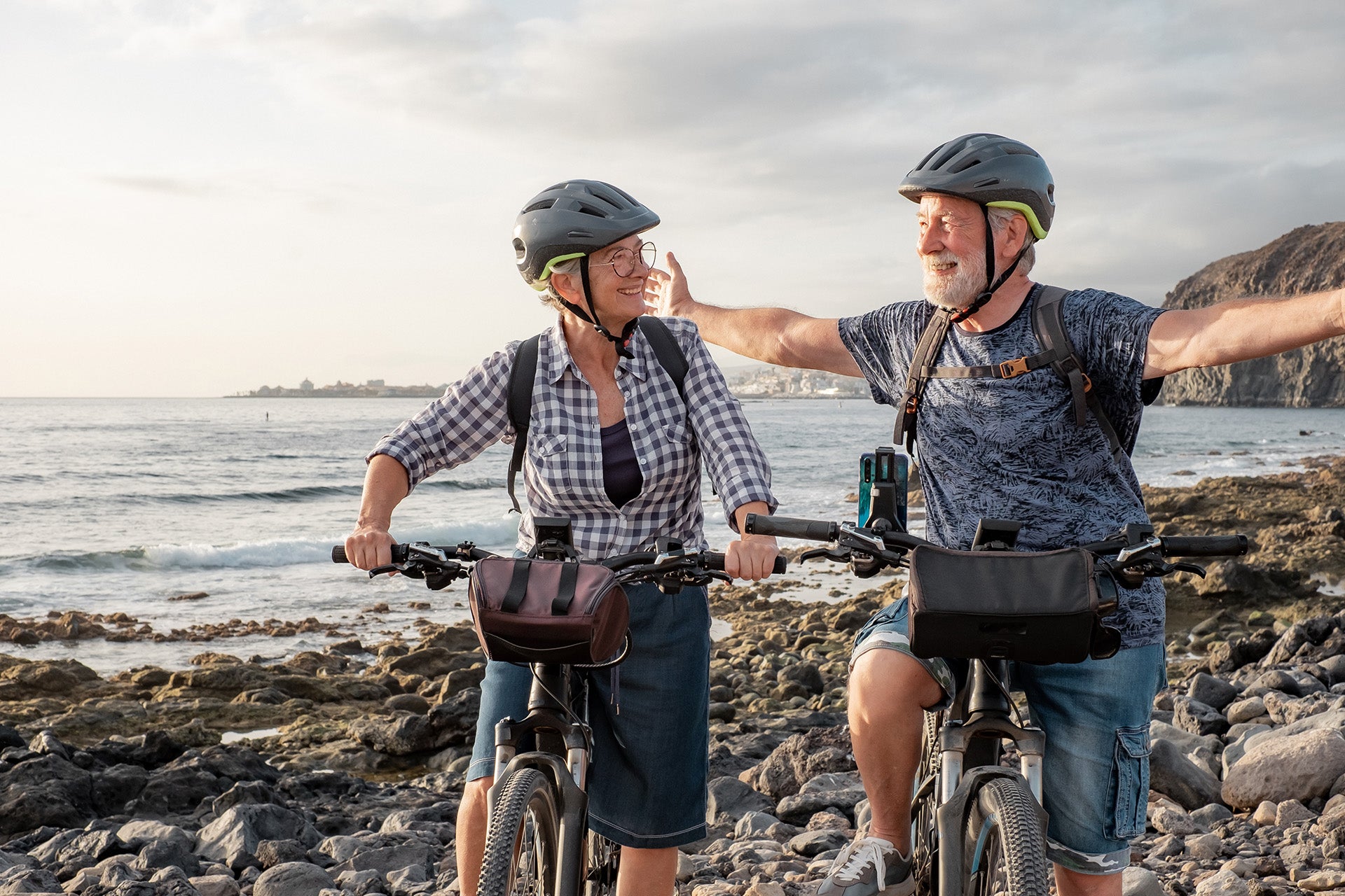 Electric tricycle riding etiquette