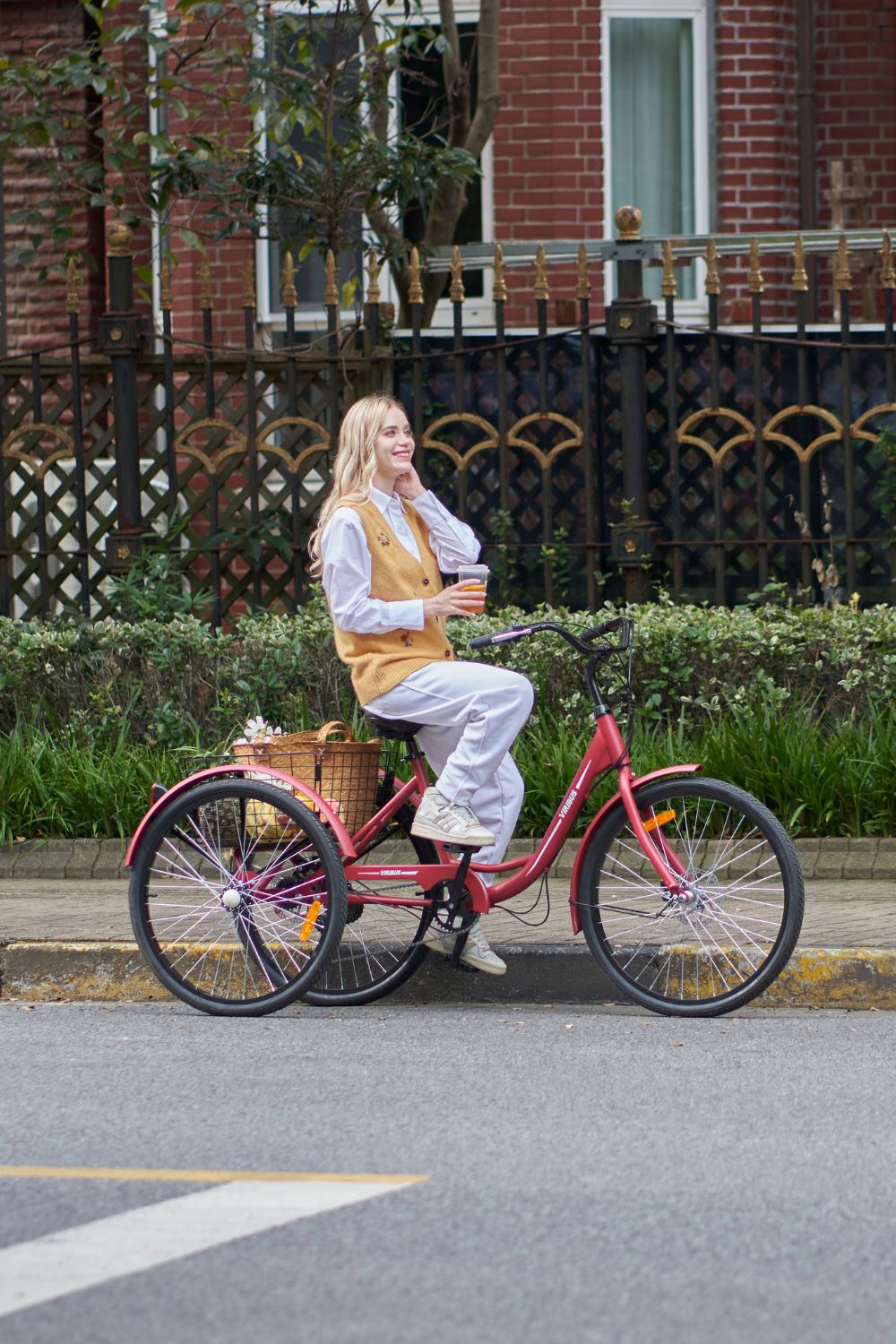 Viribus 7-speed tricycle for woman